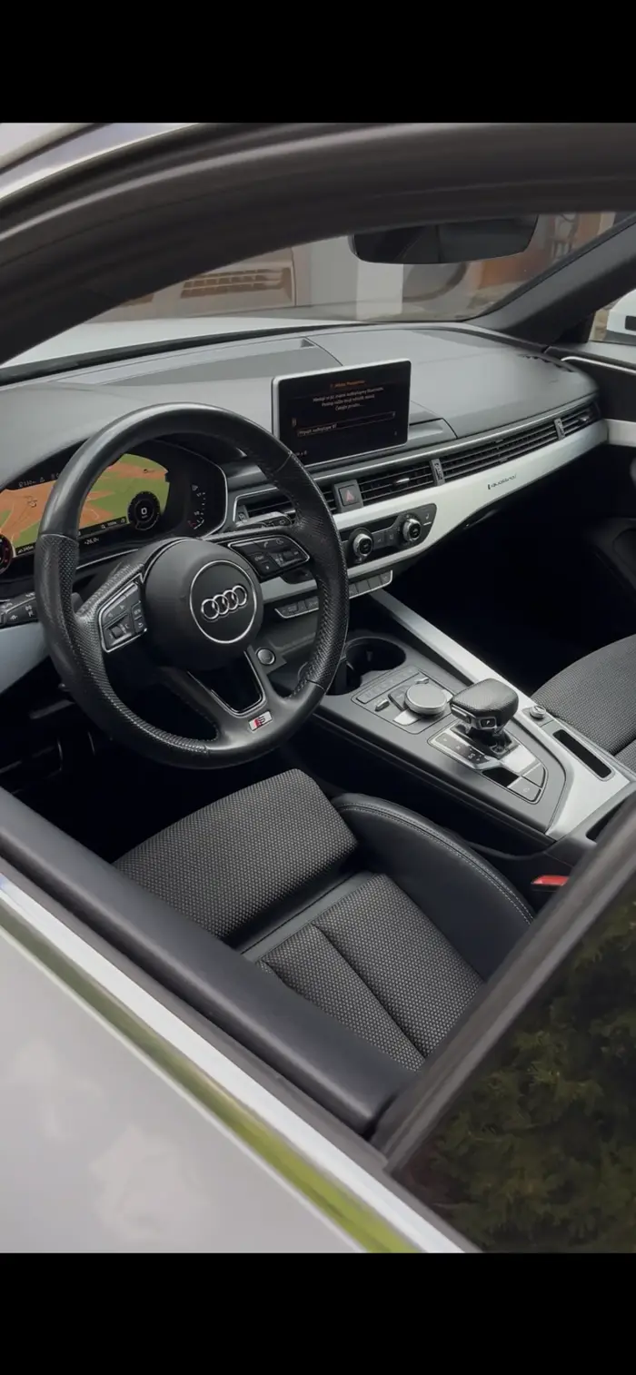 Audi — čištění volantu