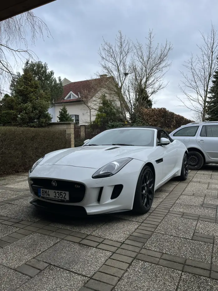 Jaguar — detailing exteriéru